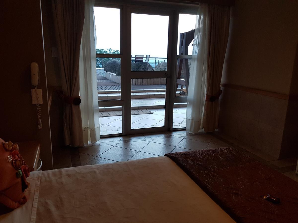 Bubez Guesthouse Бабертон Екстер'єр фото